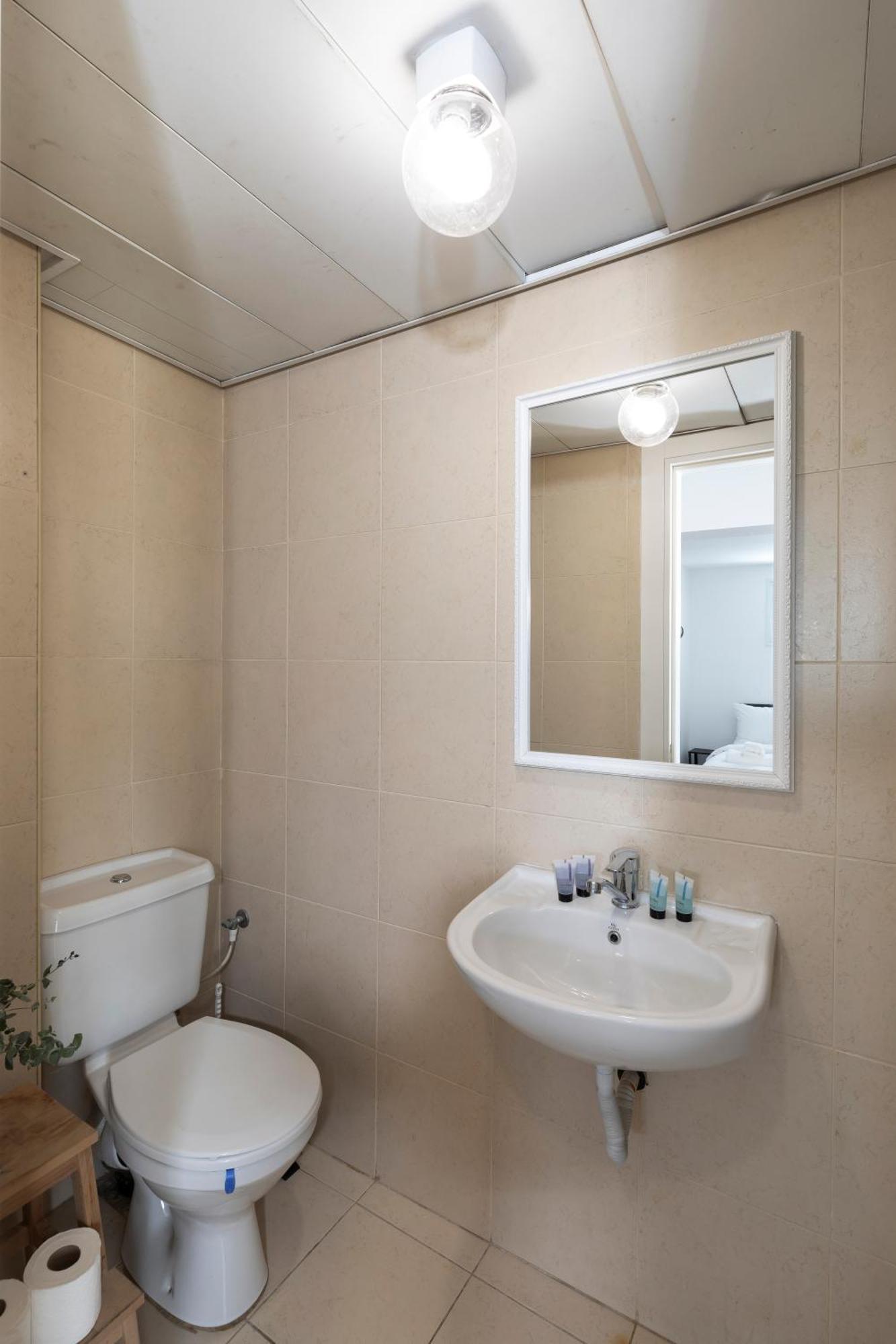 Localz - Arlozorov Apartment'S Tel Aviv Luaran gambar