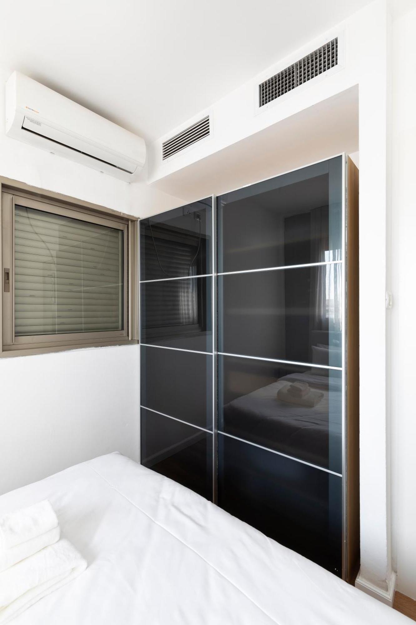 Localz - Arlozorov Apartment'S Tel Aviv Luaran gambar